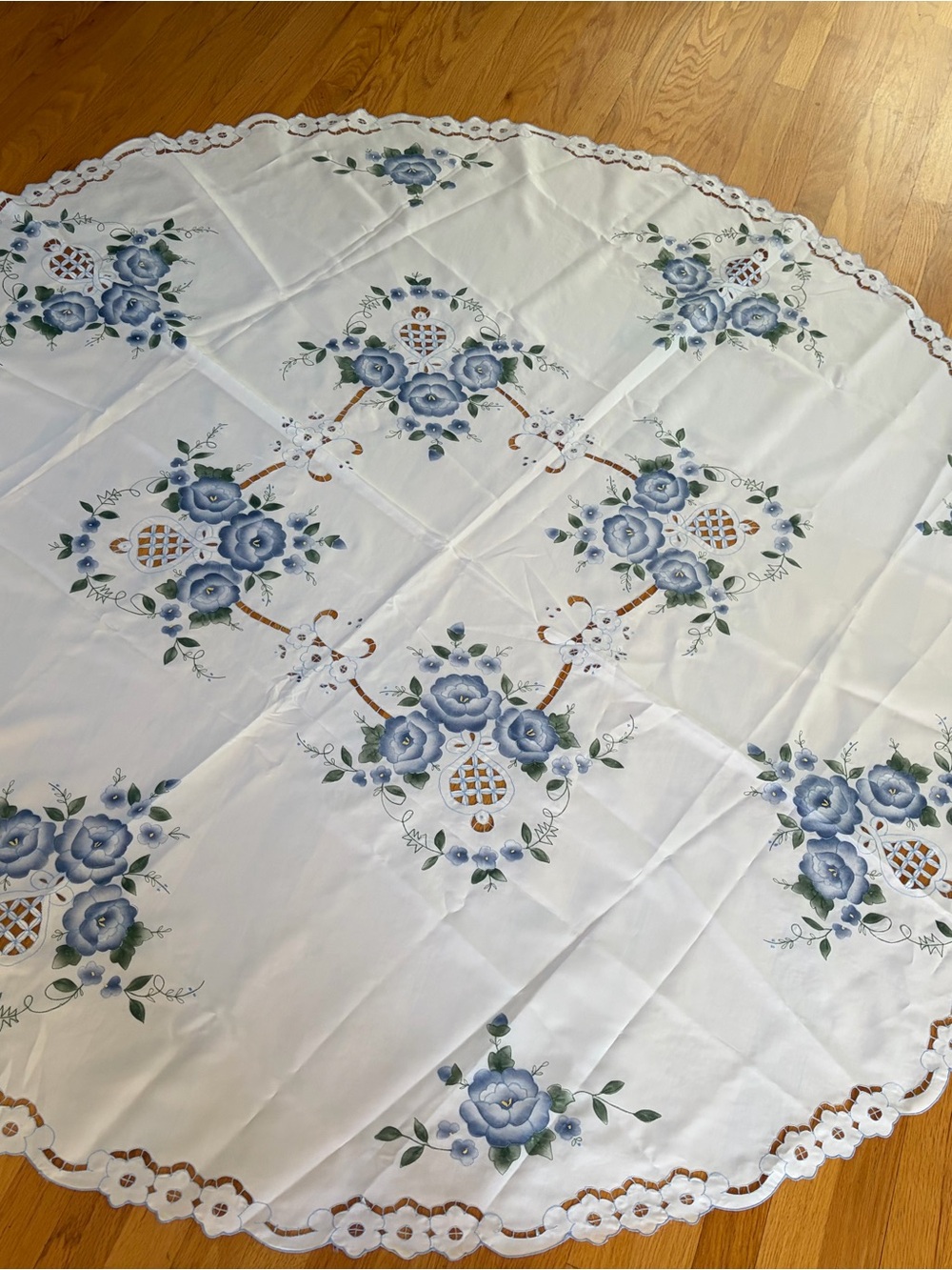Blue Floral Embroidered Round Tablecloth - Unbranded